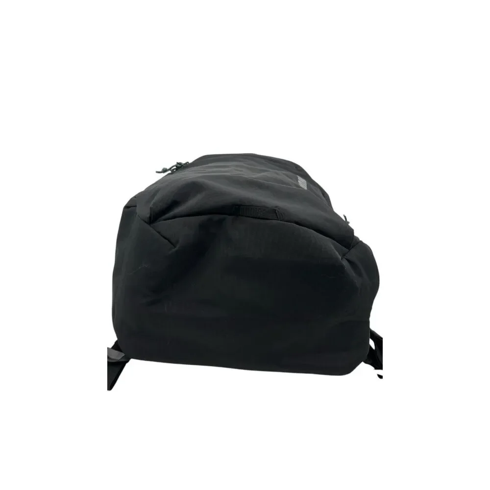 NWT Thule Unisex Climate Pledge Friendly Laptop Hiking Backpack Black
